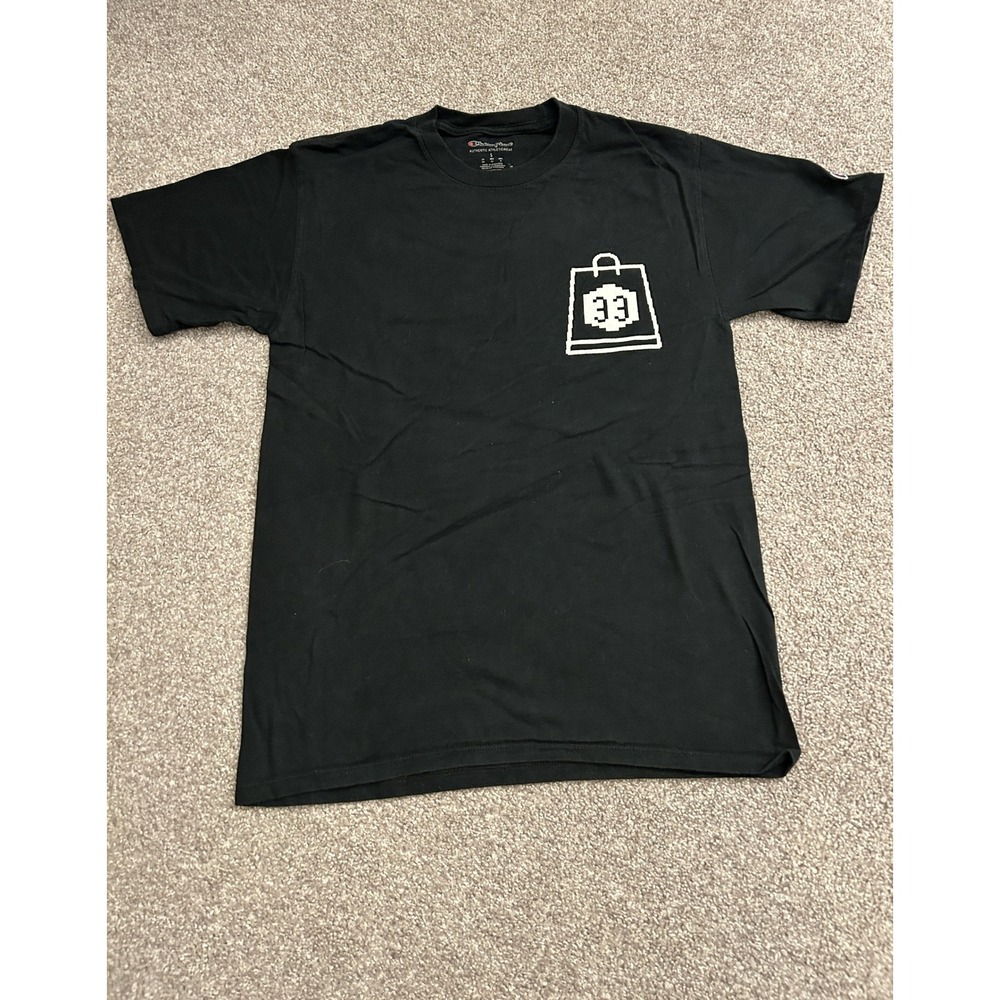Champion T-Shirt Mens Small Black Excellent Waldos Forever Video Game Pixel Art